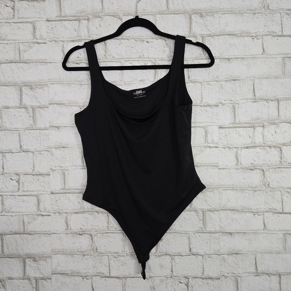 SWS Contour black bodysuit